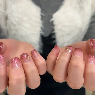 ネイル 内田 里穂のネイルデザイン