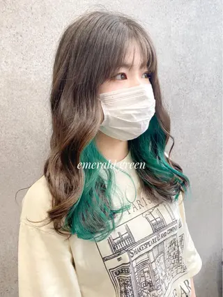 セミロング カラー clomus所属・YUKA艶髪 🌸寛ぎ部屋のヘアスタイル