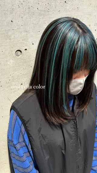 カラー ミウラナツサ /レイヤーカットのヘアスタイル