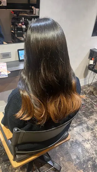 ロング カラー 透明感カラー/パーマ 🌀アオノのヘアスタイル