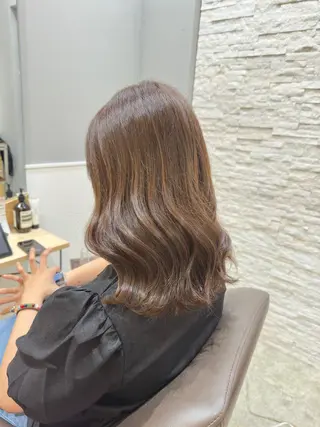 ミディアム カラー miloc那覇 MIKUのヘアスタイル