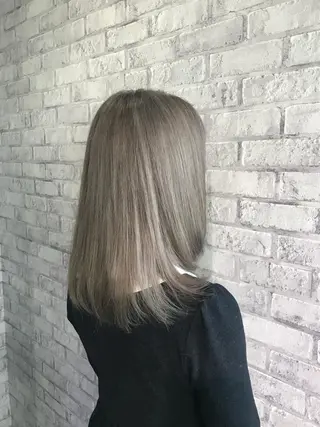 ミディアム カラー Renatus店長 金子裕美のヘアスタイル