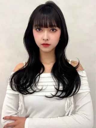 ロング カラー ヘアアレンジ 透明感🫧艶カラー noaのヘアスタイル