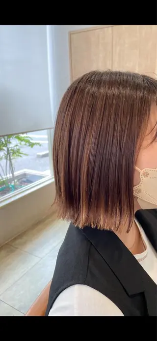 ミディアム 新地 咲綾のヘアスタイル