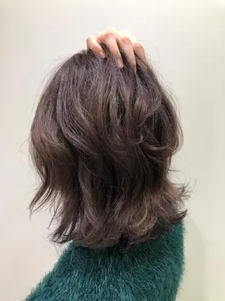 ミディアム ナカタケ ユウのヘアスタイル