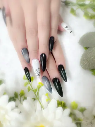 ロング 佐藤 桃菜のネイルデザイン