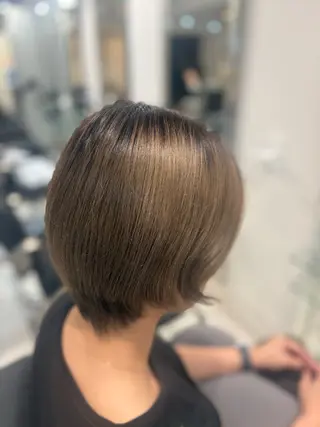 ショート カラー insence glue所属・ショートが得意 /小林眞澄のヘアスタイル