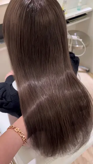 ロング 平野 真央のヘアスタイル