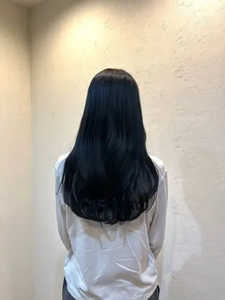 ロング カラー 山本 彩香のヘアスタイル
