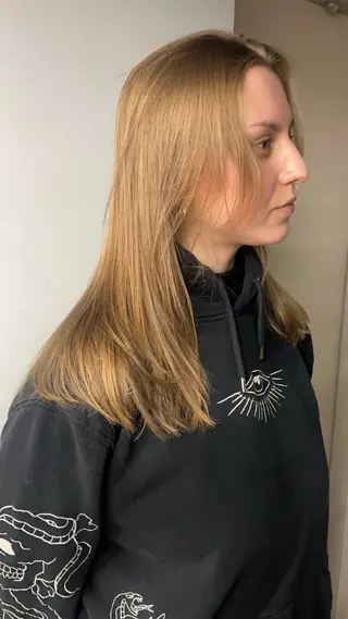 ミディアム レイヤー/ケアパーマ /ニュアンス/モードのヘアスタイル