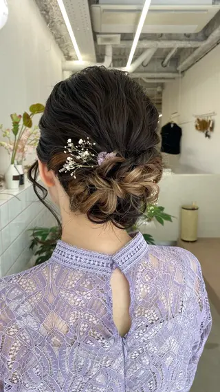 セミロング カラー ヘアアレンジ NIKO/名古屋/ 伏見/花屋併設のヘアスタイル