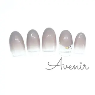 ネイル Avenir 表参道 nail＆eye予約のネイルデザイン