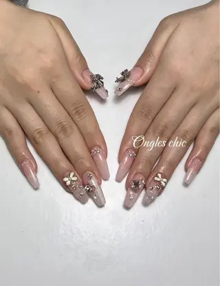ネイル ongles chic24時間営業のネイルデザイン
