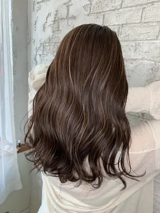 セミロング 🇺🇸ハイライト特 化美容師🇺🇸漆沢のヘアスタイル