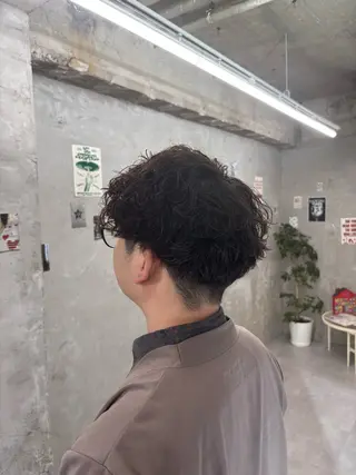 ショート パーマ メンズ door white hideのヘアスタイル