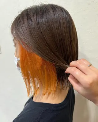 ミディアム カラー mana .のヘアスタイル