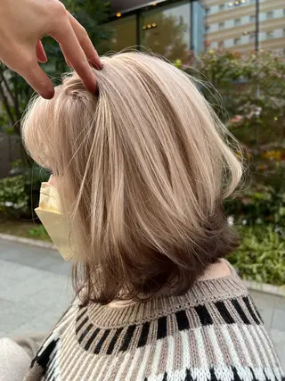ミディアム 渋谷ハイトーン/ デザインカラー阿部のヘアスタイル