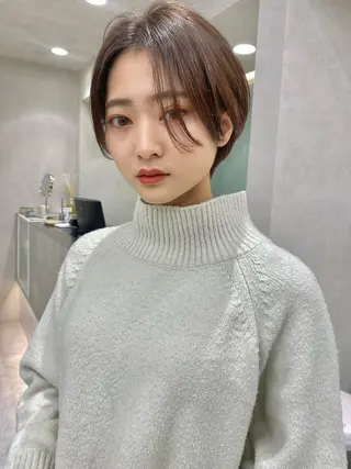 ショート かえ🩶韓国ボブ🎀 透明感カラー🥣のヘアスタイル