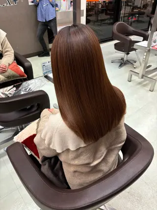 ミディアム 濵本 紗希のヘアスタイル