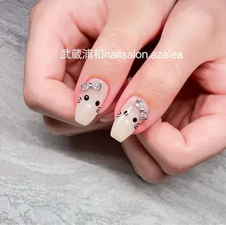 ネイル R inのネイルデザイン