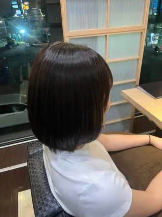 ミディアム カラー 岩下 陽万里のヘアスタイル