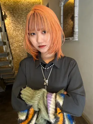 ミディアム カラー ハイトーン縮毛/暖色 なーな🎀🤍のヘアスタイル