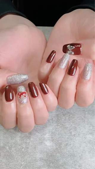 ネイル haleyume所属・shino🌟 痛ネイルのネイルデザイン