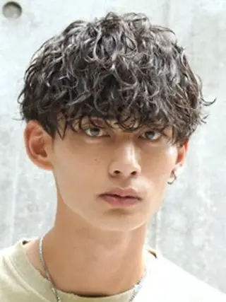 ミディアム パーマ メンズ fifth 渡部竜馬のヘアスタイル
