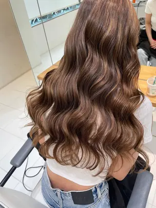 ロング カラー LECLAIRE所属・加藤 李奈のヘアスタイル