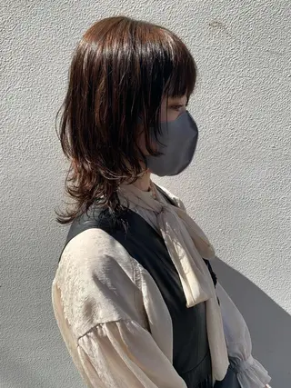 セミロング ブリーチ/ウルフ ハッシュカット/石山のヘアスタイル