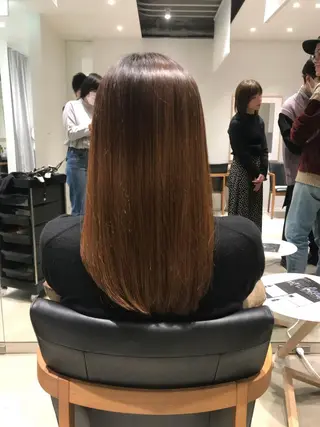 セミロング THREE byKEEPのヘアスタイル