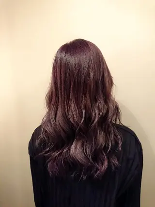 カラー セミロング 中村 友莉夏のヘアスタイル
