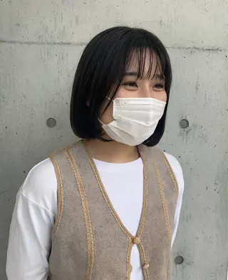 ショート カラー カネコ ユカリのヘアスタイル