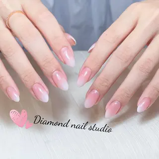 ネイル Diamond 🧚🏻‍♀️のネイルデザイン