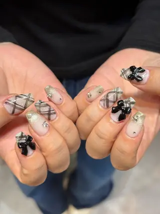 ネイル アリアグレイス ネイルサロンのネイルデザイン