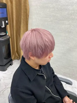 ショート メンズ youres hair 新宿3丁目店所属・💎髪質改善✖︎ ハイトーン💎柴田のヘアスタイル