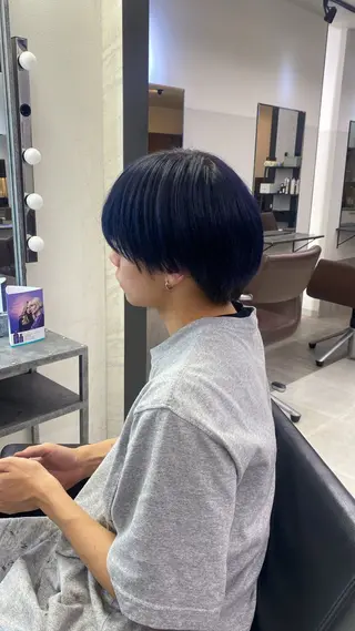 カラー メンズ noa 寒色系カラーブリーチのヘアスタイル