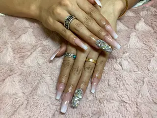 ネイル KIREIE .Rのネイルデザイン