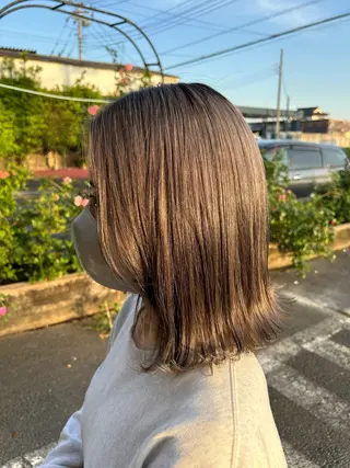 ミディアム カラー アルティスタ所属・Akari 💖のヘアスタイル