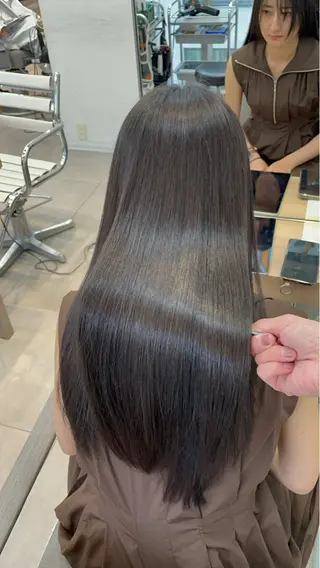 ロング ✨髪質改善✨美髪 矯正🫧小泉のヘアスタイル
