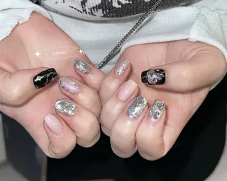 ネイル RINA 🤍のネイルデザイン