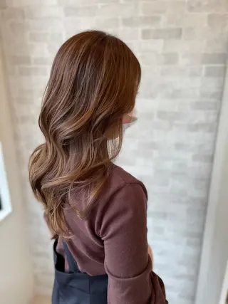 ロング カラー Well's TAIGAのヘアスタイル