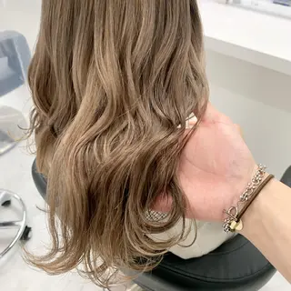 カラー 💗ツヤ髪💗透け感 💗ブリーチなし💗のヘアスタイル