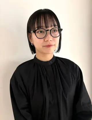 ショート カラー やまもと さえのヘアスタイル