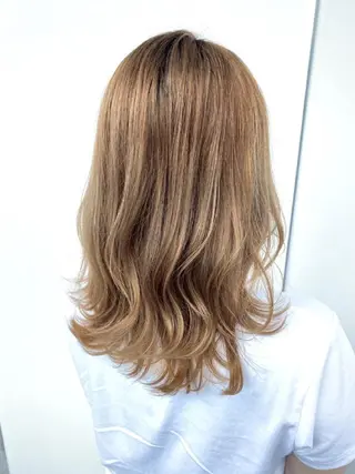 ミディアム APPEL hair&eyelash所属・APPEL / fujiiのヘアスタイル
