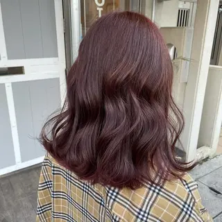 ミディアム miloc那覇 MIKUのヘアスタイル