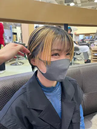 ショート カラー 海外girl🤎 透明感ベージュmaoのヘアスタイル