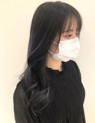 カラー 三輪 珠美のヘアスタイル