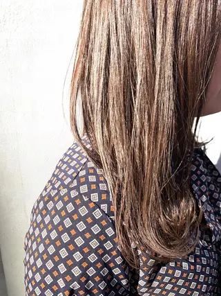 ミディアム カラー ハイライト/レイヤー 木下翔太のヘアスタイル