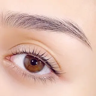 マツエク・マツパ LASHISA所属・LASHISA 目黒/白金台の眉毛・アイブロウイメージ